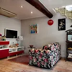 Cozy Apartment With Garden Terrace