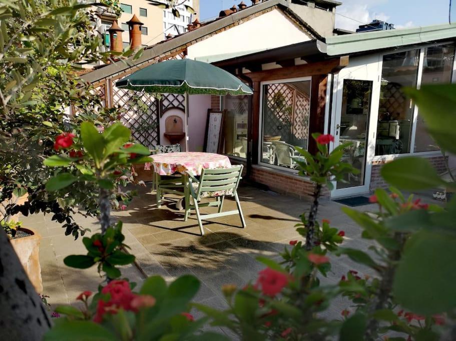 Appartement Cozy With Garden Terrace Milan