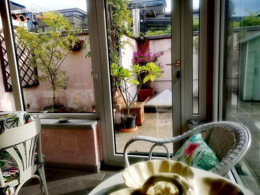 Cozy With Garden Terrace Appartement