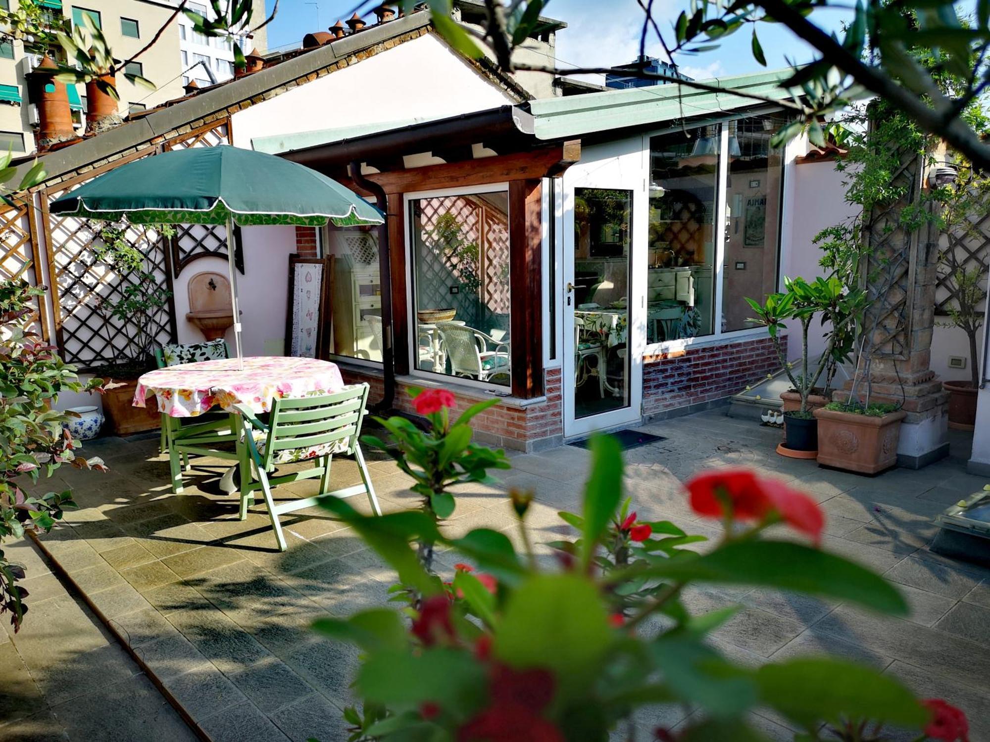 Cozy With Garden Terrace Appartement