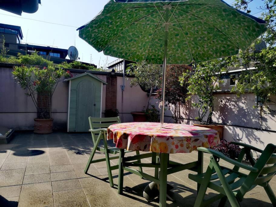 Cozy With Garden Terrace Milan
